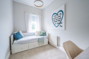 Photo 25- click for photo gallery